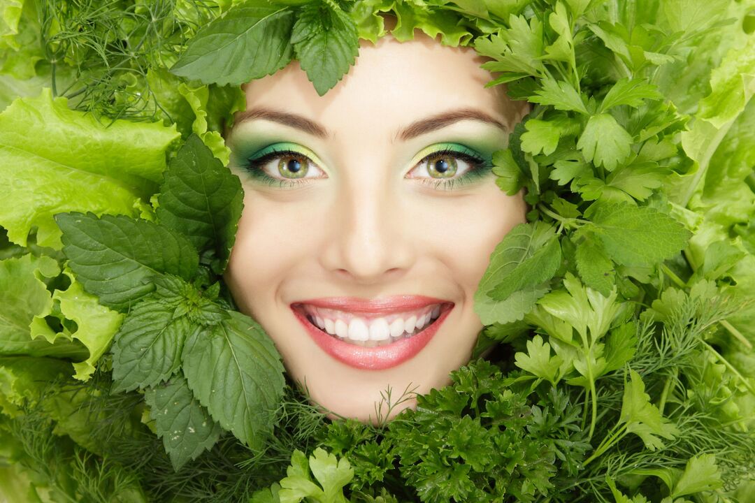 Млада, здрава и красива кожа на лицето благодарение на използването на полезни билки